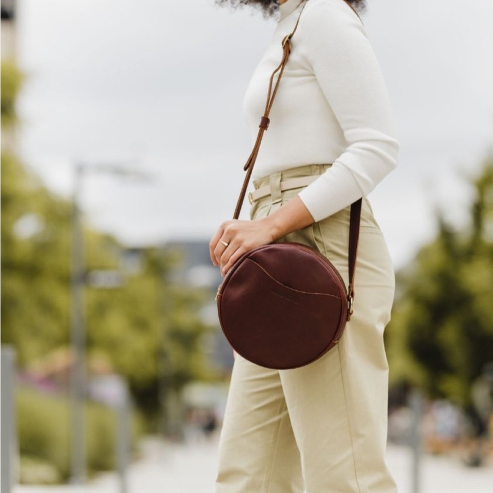 Portland Leather Goods Large Circle Bag Final Price